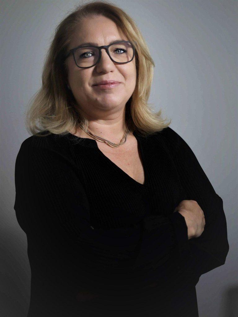 Mihályi Ibolya - Pénzügy